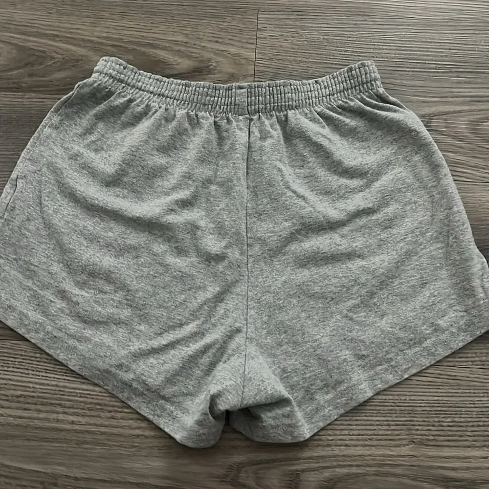 Shorts - Picture 3 of 3